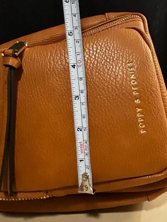 Poppy & Peonies Pebbled Leather Sling Backpack Purse NWOT - Picture 10 of 15